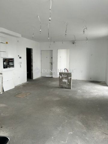 Eladó téglalakás, Budapesten, III. kerületben 117 M Ft, 2 szobás