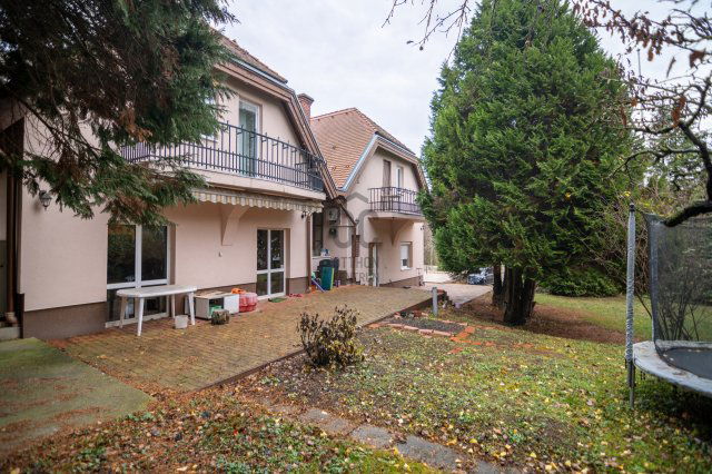 Eladó családi ház, Budapesten, II. kerületben 419 M Ft, 7 szobás