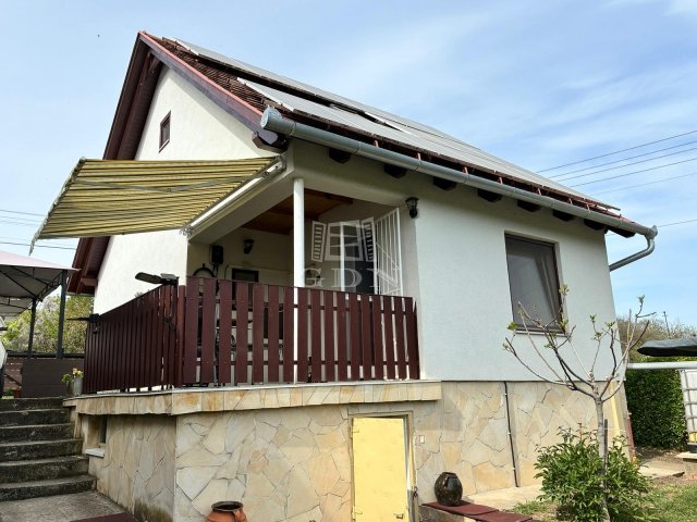 Eladó nyaraló, Dunaszekcsőn 45 M Ft, 1+2 szobás