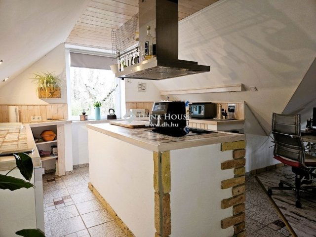 Eladó családi ház, Erdősmárokok 87 M Ft, 6 szobás