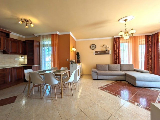 Kiadó téglalakás, albérlet, Debrecenben 380 E Ft / hó, 3 szobás