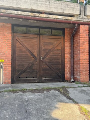 Eladó garázs, Szekszárdon, Csalogány utcában 14 M Ft