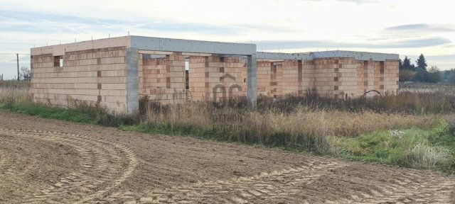 Eladó családi ház, Hosszúperesztegen 27.9 M Ft, 4 szobás