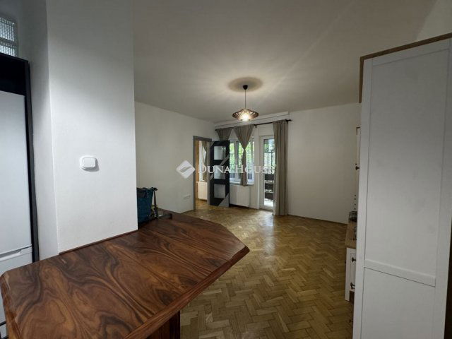 Kiadó téglalakás, albérlet, Budapesten, II. kerületben
