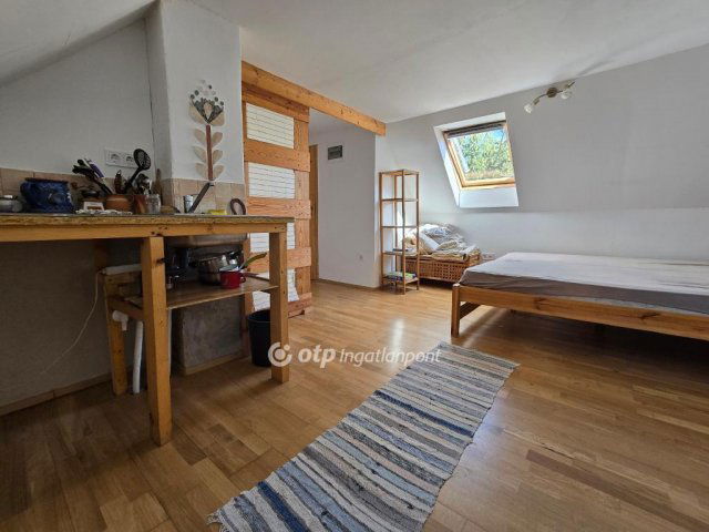 Eladó családi ház, Németbányán 73 M Ft, 6 szobás