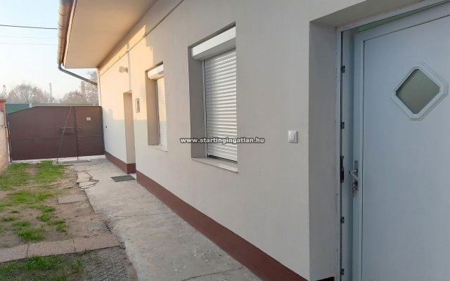 Eladó téglalakás, Budapesten, XXI. kerületben 44 M Ft, 2 szobás