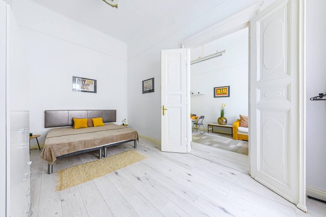 Eladó téglalakás, Budapesten, VI. kerületben 124.9 M Ft