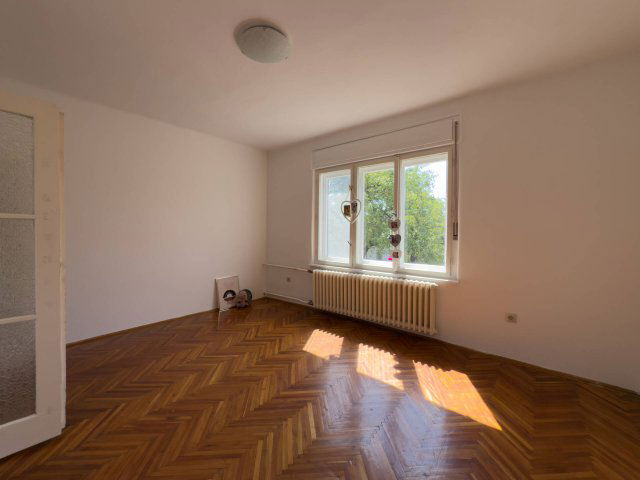 Eladó családi ház, Szátokon 29.9 M Ft, 3 szobás