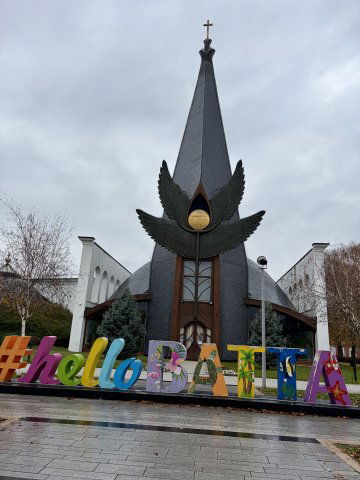 Eladó panellakás, Százhalombattán 63.5 M Ft, 2+1 szobás