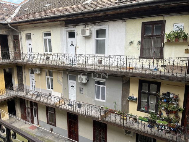Eladó téglalakás, Budapesten, VIII. kerületben 36.9 M Ft