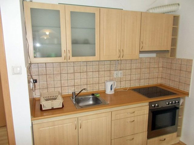 Eladó téglalakás, Pécsett 0.2 M Ft, 1+1 szobás
