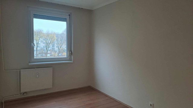 Eladó panellakás, Nyíregyházán 38.7 M Ft, 2 szobás