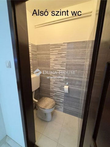 Eladó családi ház, Cserkúton 63 M Ft, 6 szobás