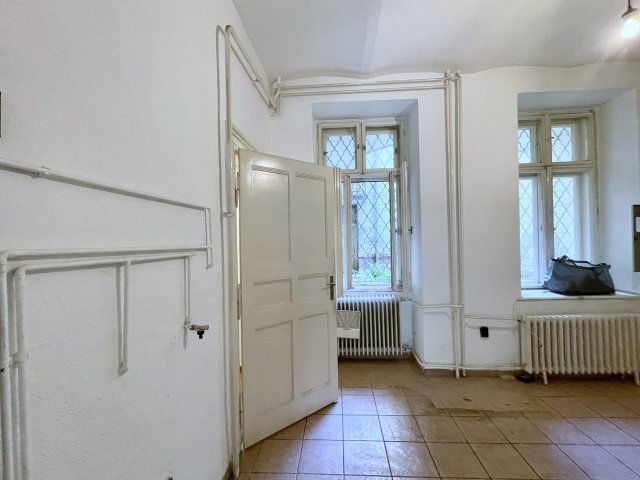 Kiadó üzlethelyiség, Budapesten, VII. kerületben 600 E Ft / hó