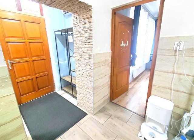 Eladó családi ház, Kisbéren 35.9 M Ft, 2 szobás