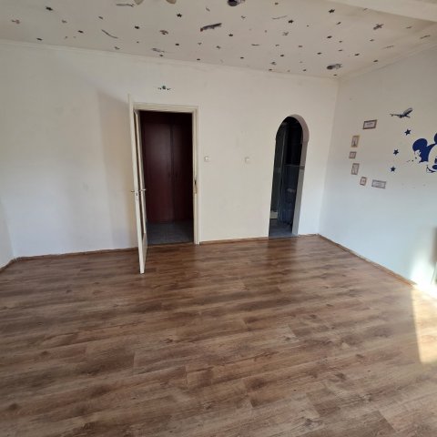 Eladó téglalakás, Zalaegerszegen 46.5 M Ft, 2 szobás