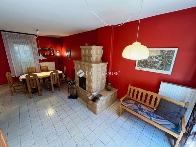 Eladó családi ház, Székesfehérvárott 159.9 M Ft, 4 szobás