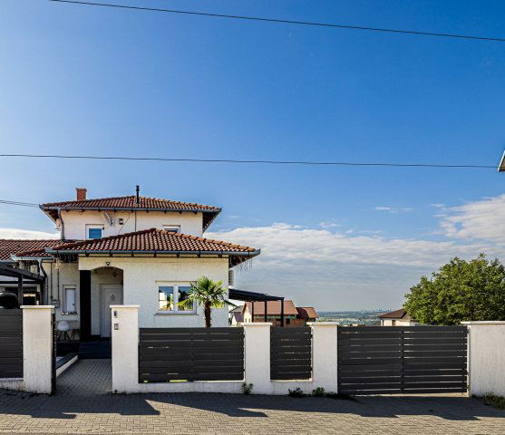 Eladó családi ház, Érden 165 M Ft, 4 szobás