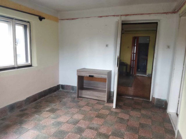 Eladó családi ház, Pusztaszeren 9.4 M Ft, 2 szobás