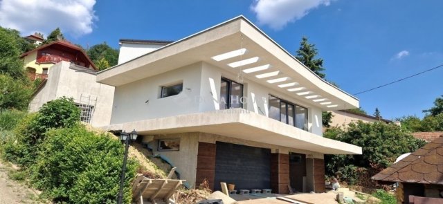 Eladó családi ház, Pilisborosjenőn 379.8 M Ft, 4 szobás