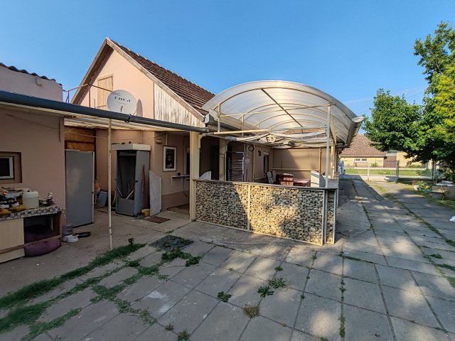 Eladó családi ház, Bőnyön 49.9 M Ft, 3 szobás