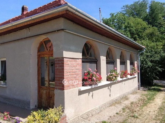 Eladó családi ház, Zalaváron 65 M Ft, 2+1 szobás
