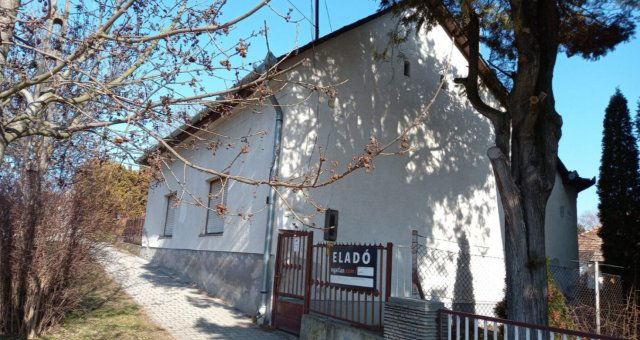 Eladó családi ház, Tabon 14.75 M Ft, 3 szobás
