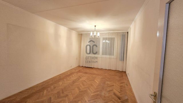 Eladó panellakás, Nyíregyházán 49 M Ft, 3 szobás