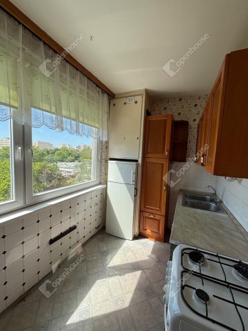 Eladó panellakás, Győrött 42.9 M Ft, 2 szobás