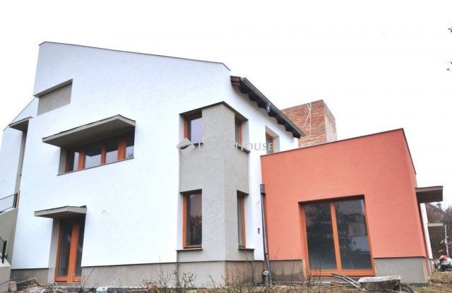 Eladó téglalakás, Budakeszin 114 M Ft, 3 szobás