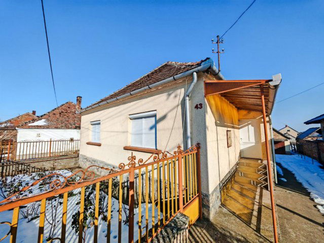 Eladó családi ház, Kocson 55 M Ft, 3 szobás