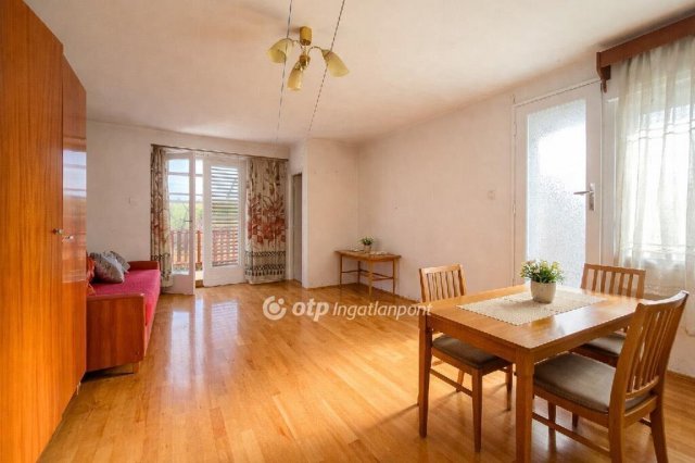 Eladó családi ház, Budapesten, XVI. kerületben 94.9 M Ft