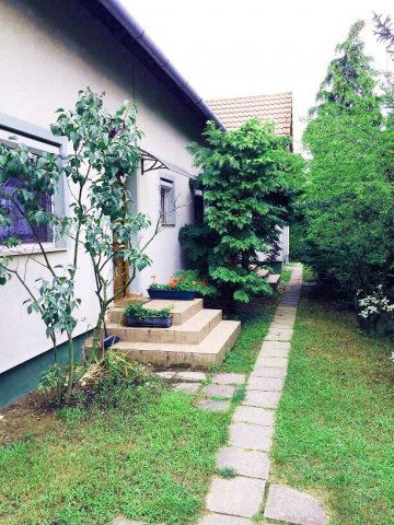 Eladó családi ház, Veresegyházon 155 M Ft, 6+2 szobás