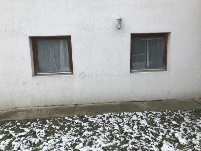 Eladó téglalakás, Lovasberényben 70 M Ft, 2+1 szobás