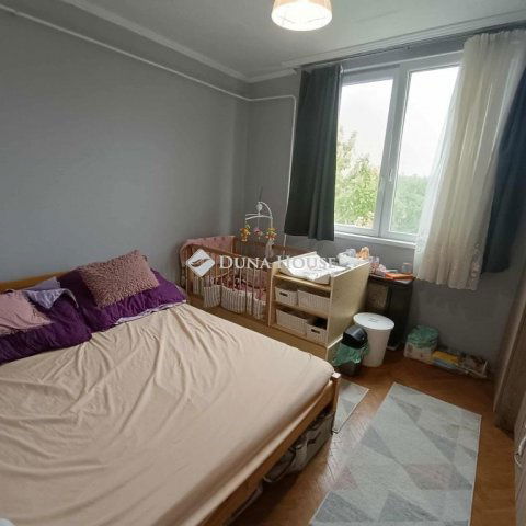 Eladó téglalakás, Szabadszálláson 16 M Ft, 2 szobás