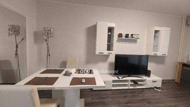 Eladó téglalakás, Budapesten, XIV. kerületben 67.9 M Ft