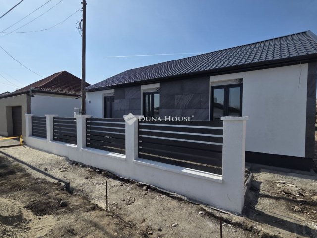 Eladó családi ház, Szolnokon, Bimbó utcában 79.9 M Ft, 4 szobás