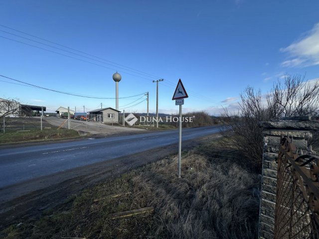 Eladó telek, Kartalon 22 M Ft / költözzbe.hu