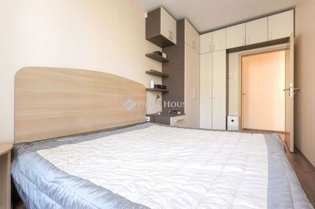 Eladó téglalakás, Budapesten, VIII. kerületben 109 M Ft