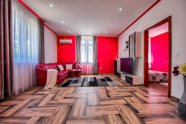 Eladó családi ház, Budapesten, XVIII. kerületben 139.9 M Ft
