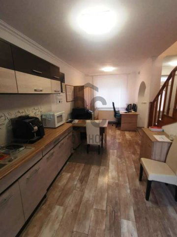 Eladó családi ház, Debrecenben 139.5 M Ft, 5 szobás