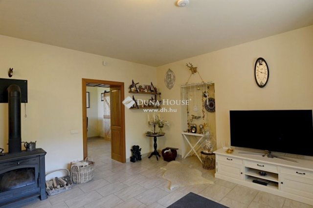 Eladó mezogazdasagi ingatlan, Kocséren 150 M Ft, 3 szobás