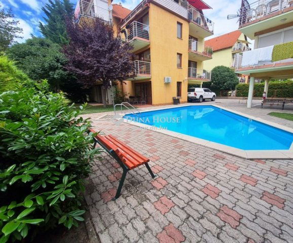 Eladó téglalakás, Siófokon 94.8 M Ft, 2 szobás