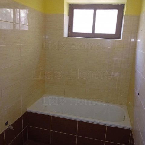 Eladó családi ház, Keszthelyen 43 M Ft, 4 szobás