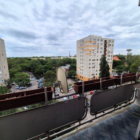 Eladó panellakás, Kecskeméten 33.5 M Ft, 1 szobás