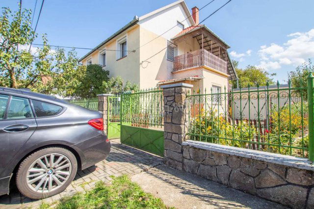 Eladó családi ház, Gyálon 119 M Ft, 7 szobás