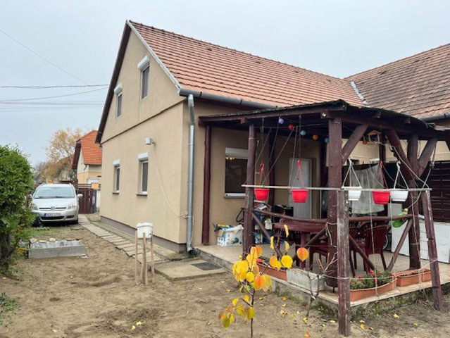 Eladó sorház, Szigethalmon 59.9 M Ft, 3 szobás