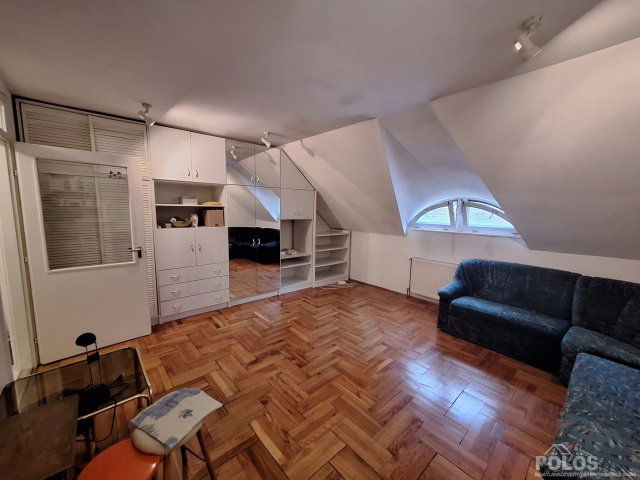 Eladó téglalakás, Sopronban 33 M Ft, 1 szobás