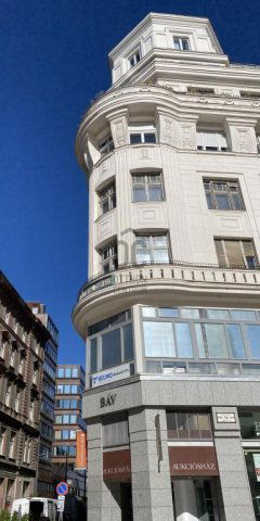 Eladó téglalakás, Budapesten, V. kerületben 399 M Ft, 6 szobás