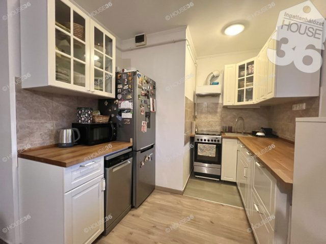 Eladó téglalakás, Kecskeméten 47.49 M Ft, 3 szobás